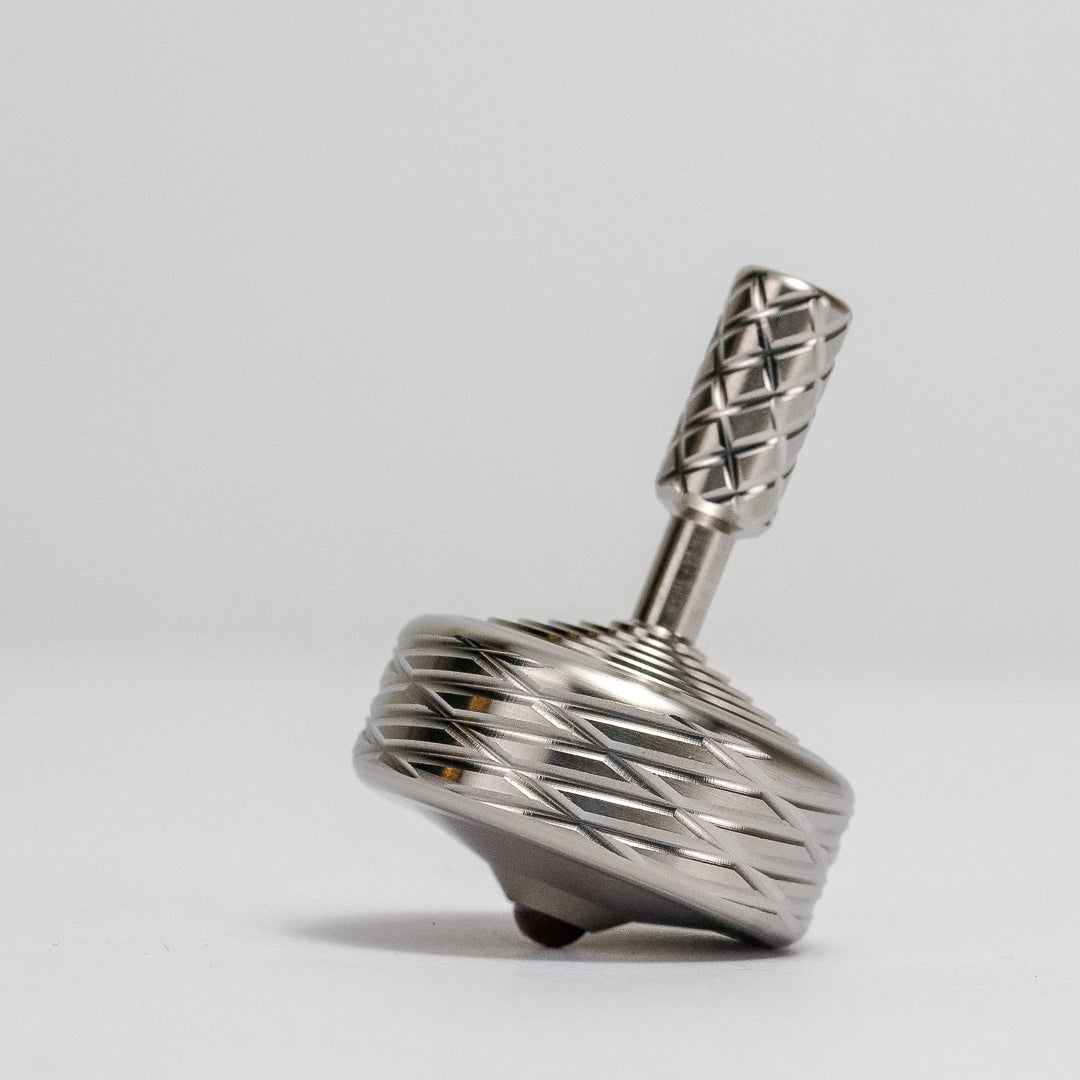 Oscar Spinning Top
